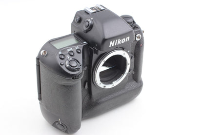 *Near MINT+++* Nikon F5 SLR 35mm Film Camera AF 35-70mm F3.3-4.5 Lens From JAPAN