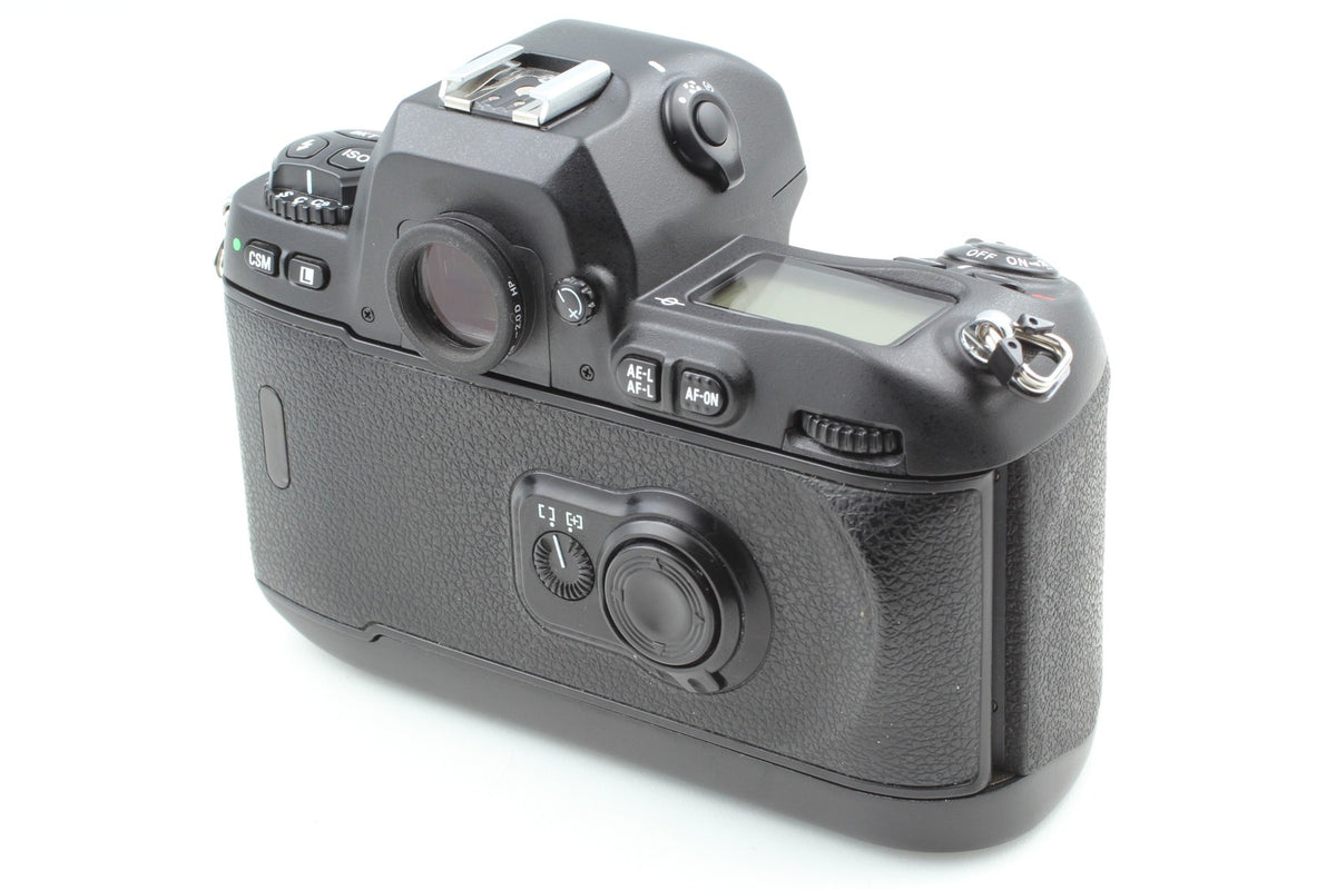 Read S/N 231xxxx *MINT w/Strap* Nikon F100 SLR 35mm Film Camera Body From JAPAN