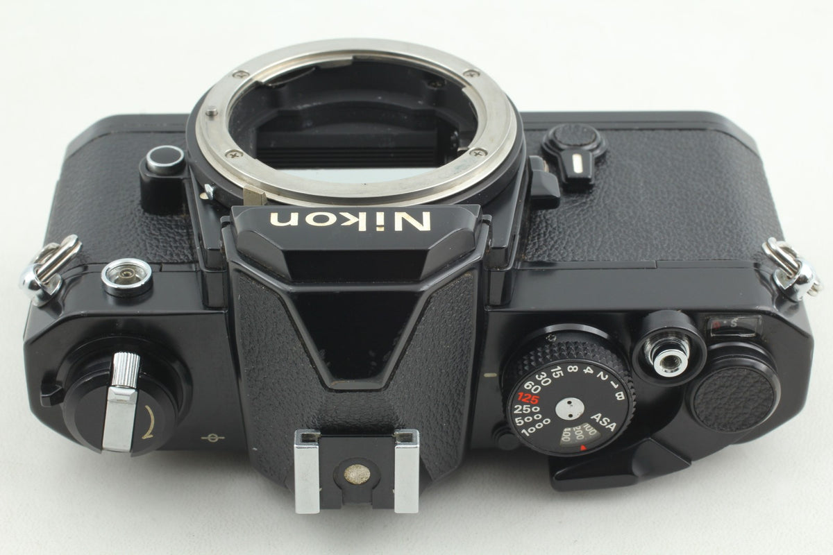 *N MINT+++ w/ Strap* Nikon FM SLR 35mm Film Camera Ai 28mm F3.5 Lens From JAPAN